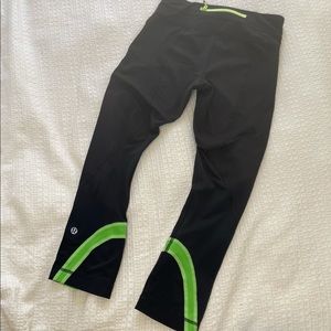 Lululemon Run Inspire Crop II Black/Lime Green Leggings